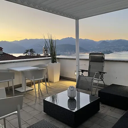 Apartment Skyline Retreat