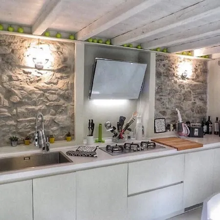 Skyline Retreat Apartment Stresa